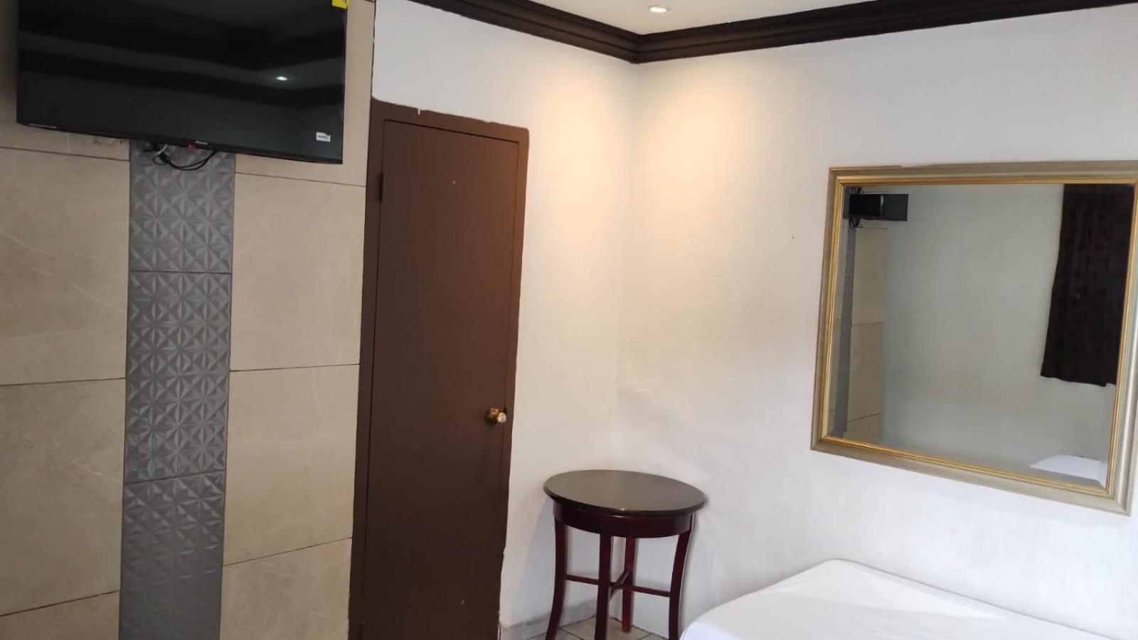 Hotel Don Quijote 멕시칼리 외부 사진